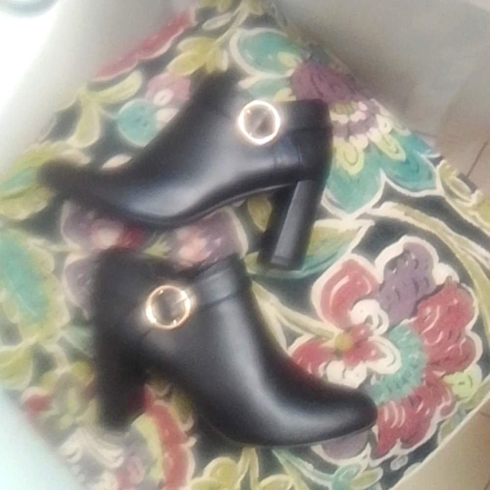 MICHEAL by Micheal Shannon Boots